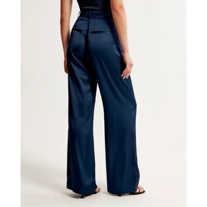 A&F Sloane Tailored Satin Pant